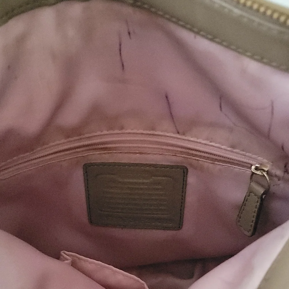 Vintage Coach Ashley Dotted Op Art Signature shoulder bag
